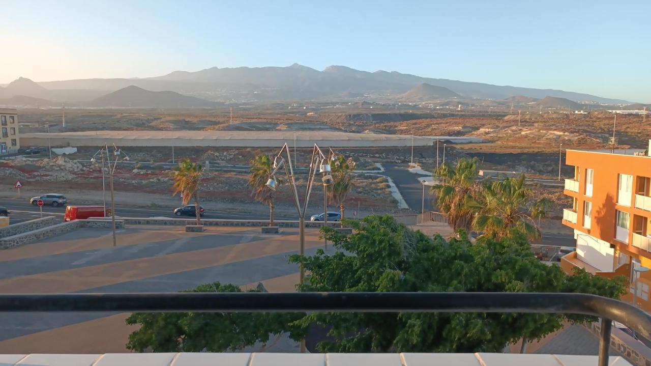 Apartamento Soleado Los Abrigos Exterior photo